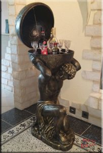 Mehr über den Artikel erfahren Atlas-Minibar